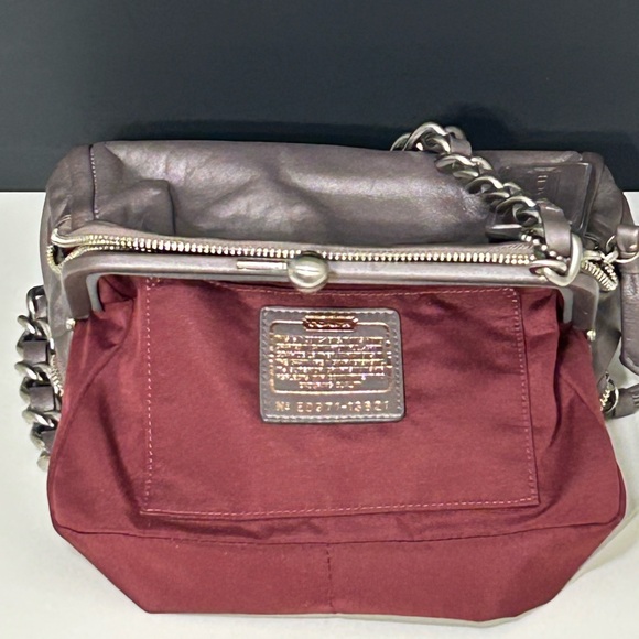 COACH Parker Smooth Leather Kiss Lock Shoulder Bag in Gray - Picture 8 of 9